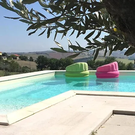 Villa Colle, Piscina E Relax Immersa Nelle Colline Barbara (Pesaro and Urbino)