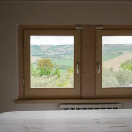 Villa Colle, Piscina E Relax Immersa Nelle Colline *